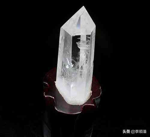 藍(lán)水晶的寓意和象征(藍(lán)水晶顏色代表的意義)插圖5