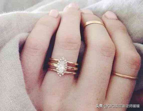 帶2個戒指的講究(一只手戴2個戒指怎么戴好看)插圖4