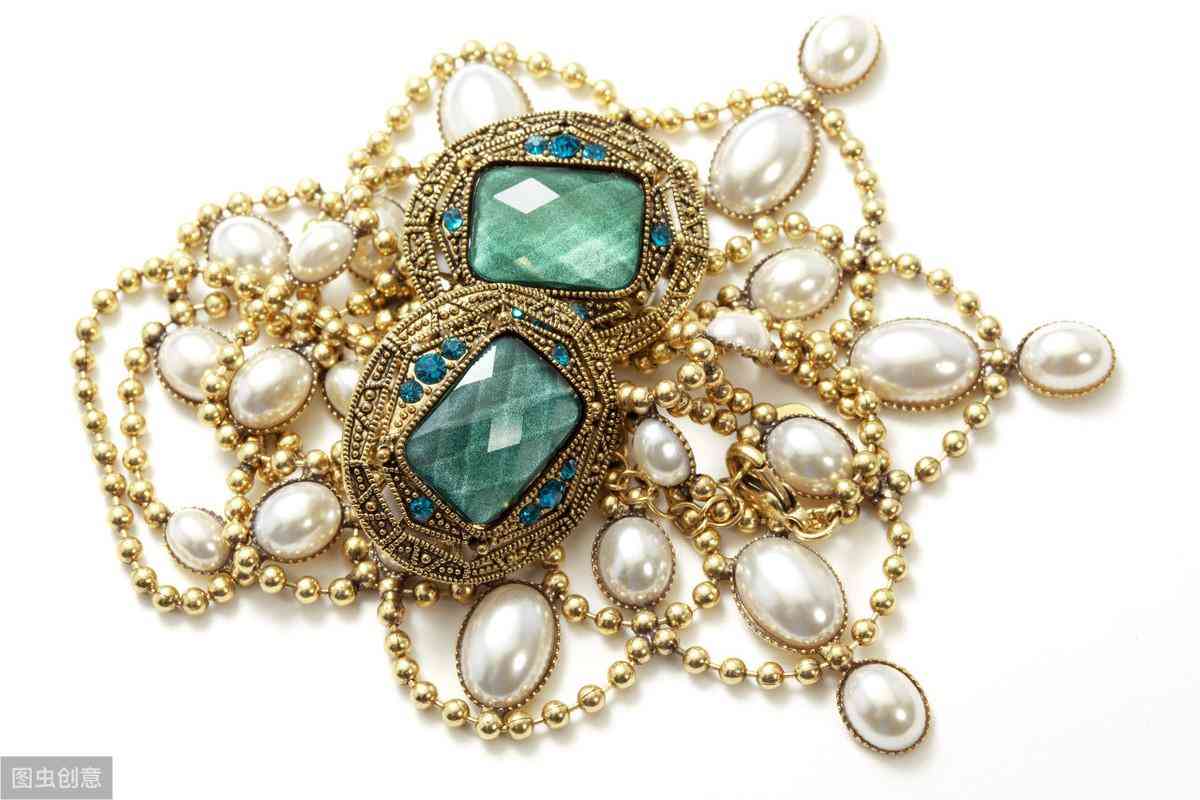 碧璽的寓意和象征(藍(lán)色碧璽的寓意和象征)插圖2