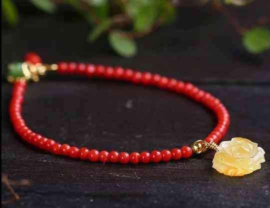 紅珊瑚手鏈對(duì)身體有什么好處(紅珊瑚真品放在水里會(huì)怎樣)插圖3