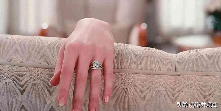 鉆石項(xiàng)鏈回收價(jià)格(18k金鉆石項(xiàng)鏈回收價(jià)格)插圖5