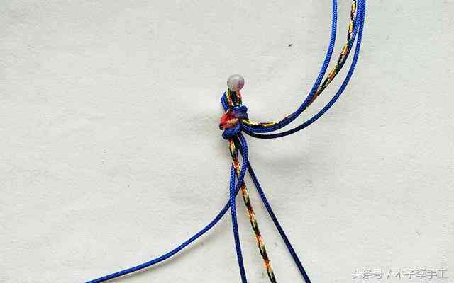 男士手鏈編織教程(男士手鏈編織教程 紅繩)插圖4