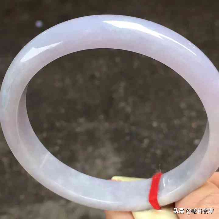 翡翠手鏈多少錢一串(翡翠手鏈怎么鑒定真假)插圖5