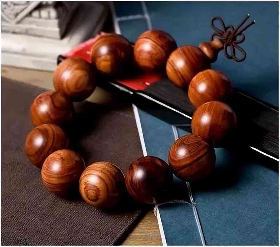 南紅瑪瑙手串的價(jià)格(女人為什么不能戴南紅)插圖8