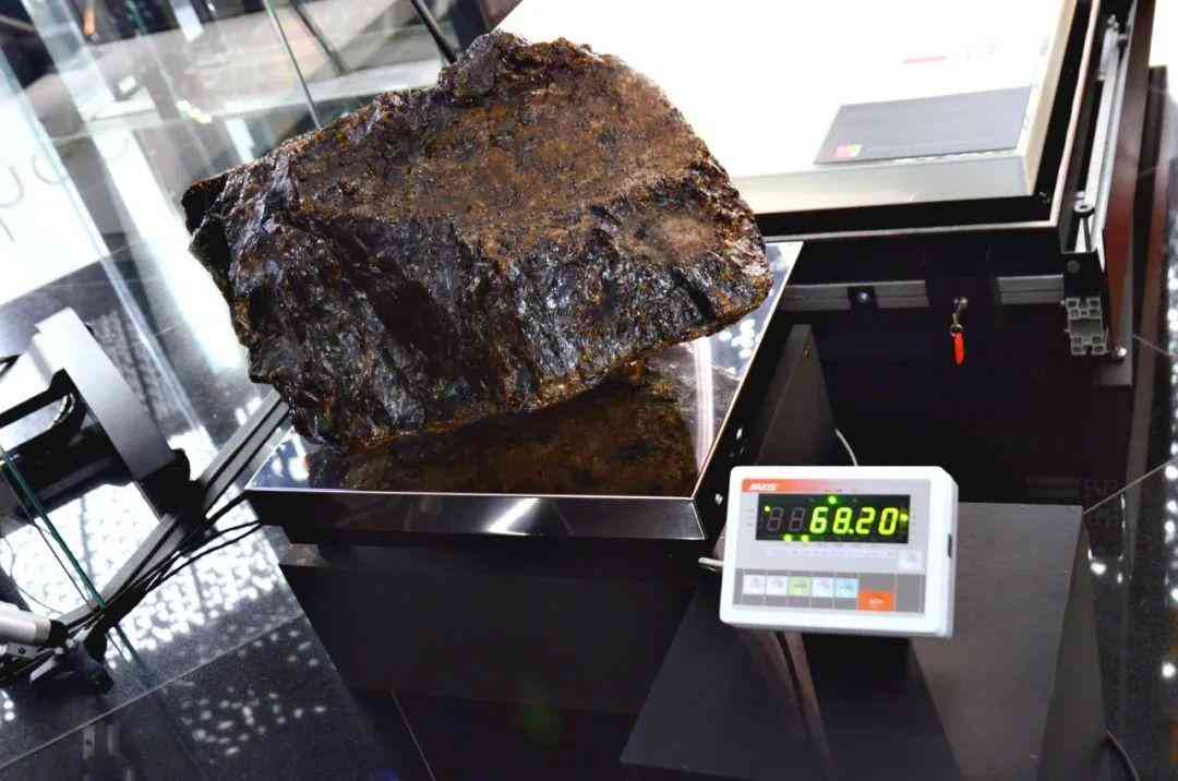 琥珀原石值錢嗎(琥珀原石有收藏價值嗎)插圖1