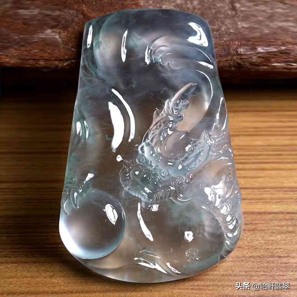 高冰和冰種翡翠的區(qū)別(高冰種翡翠現(xiàn)在什么價(jià)位)插圖2