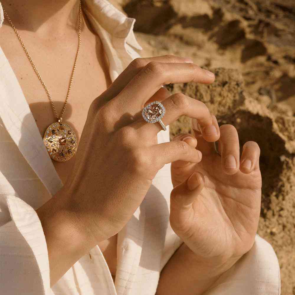 ido和周大福鉆戒哪個(gè)好(ido和周大福鉆戒哪個(gè)好貼吧)插圖3