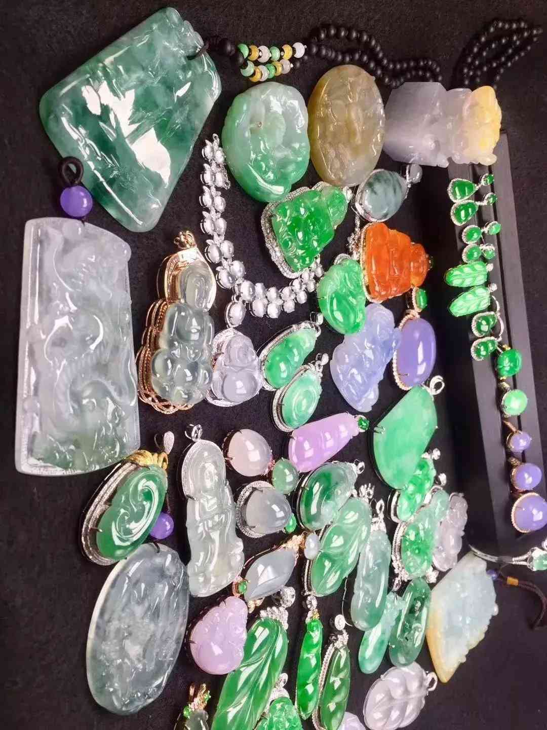 賣翡翠在哪個平臺比較好(想把翡翠賣掉哪里可以收)插圖4