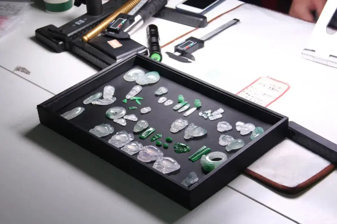 賣翡翠在哪個平臺比較好(想把翡翠賣掉哪里可以收)插圖5