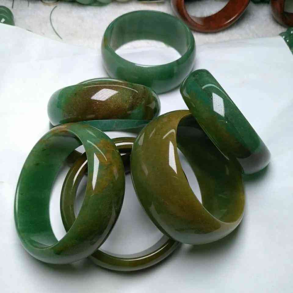 東陵玉手鐲500貴嗎(東陵玉手鐲什么顏色最值錢)插圖3