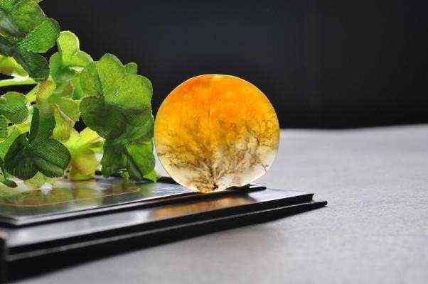 黃龍玉原石的鑒別方法(黃龍玉石鑒別最簡單方法)插圖2