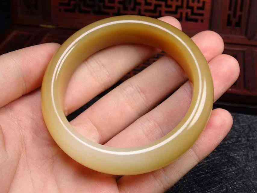 白玉鑒別最簡單方法(白玉鑒別最簡單方法視頻)插圖3