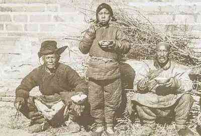 白銀多少錢一克2022年價格表(今日黃金回收價查詢)插圖4