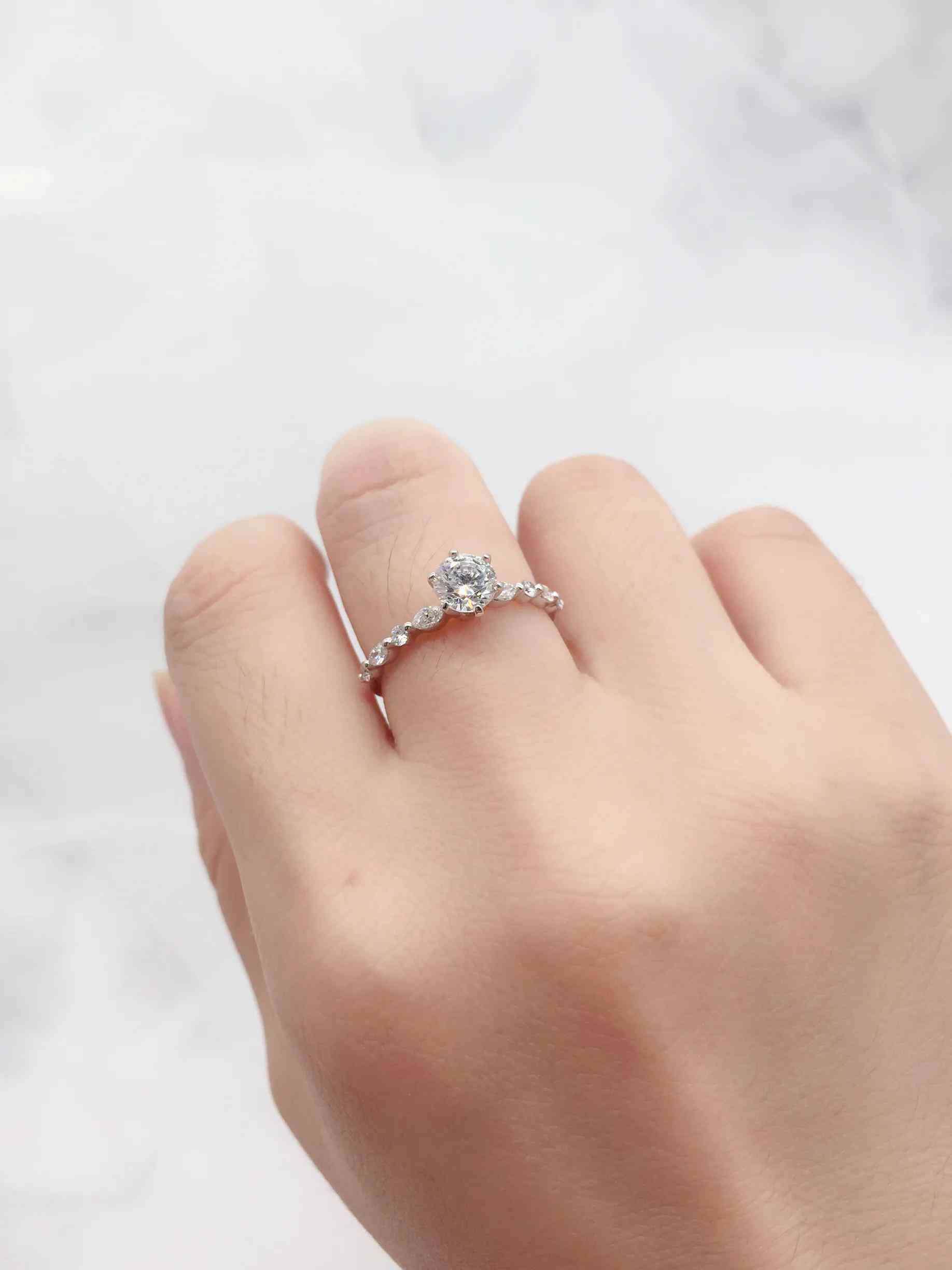 50分鉆戒怎么選擇性價(jià)比超高(50分的鉆戒 怎么選擇)插圖6