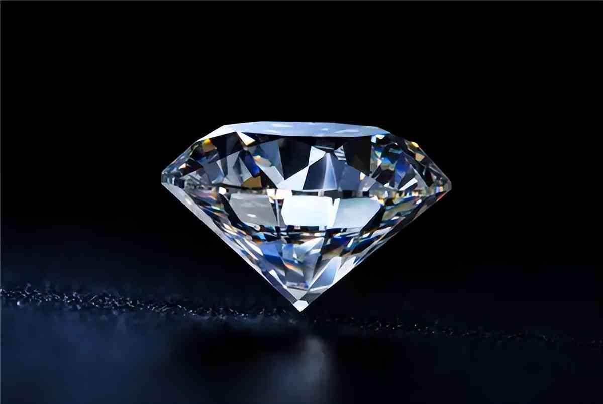 鉆石批發(fā)市場(chǎng)在哪里(中國鉆石批發(fā)市場(chǎng)在哪里)