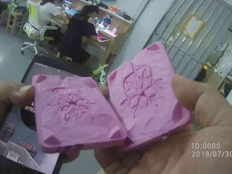 施華洛世奇項(xiàng)鏈真假(施華洛世奇天鵝項(xiàng)鏈價(jià)錢)插圖9