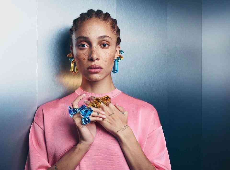 施華洛水晶(施華洛水晶珍珠是什么材質(zhì))