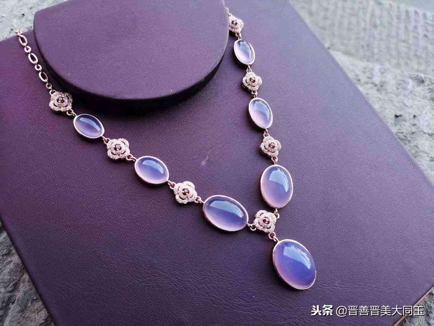 鑒定玉髓最好方法(玉髓長期佩戴對身體有影響嗎)插圖3