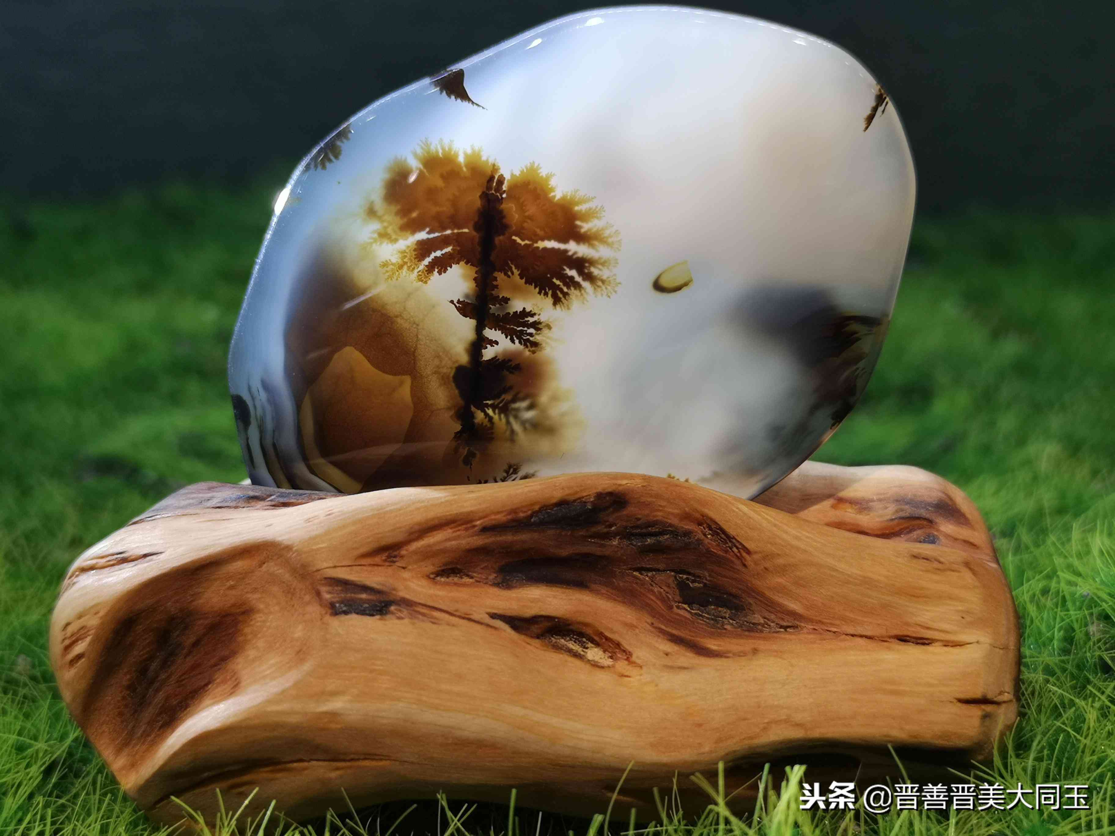 鑒定玉髓最好方法(玉髓長期佩戴對身體有影響嗎)插圖8