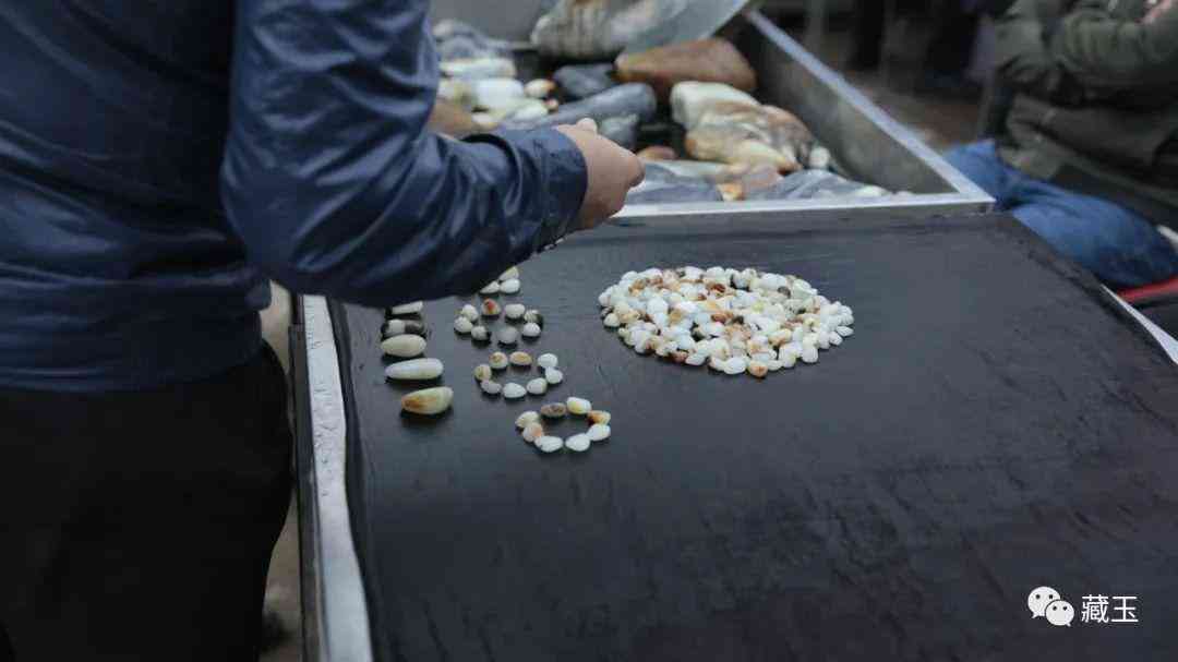 和田玉手鏈一般多少錢(和田玉手鏈一般多少錢圖片)插圖6