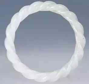 女士手鐲尺寸一般多少(110斤女生戴多大手鐲)插圖9