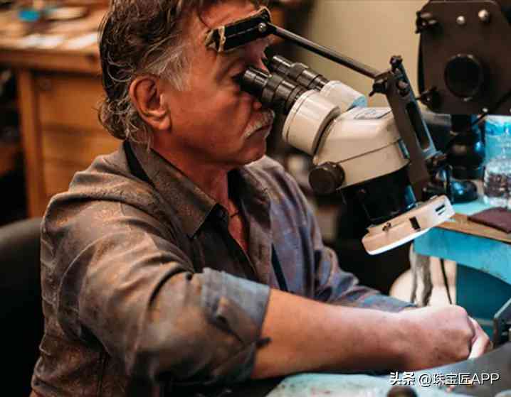 2022年流行黃金戒指款式(去金店買黃金千萬別買三種金)插圖23