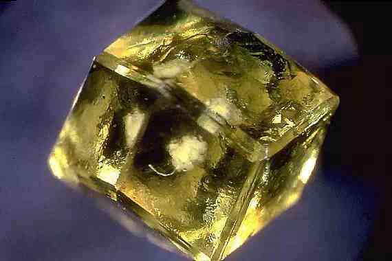 彩螢石的功效與作用(彩螢石的功效與作用圖片)插圖117