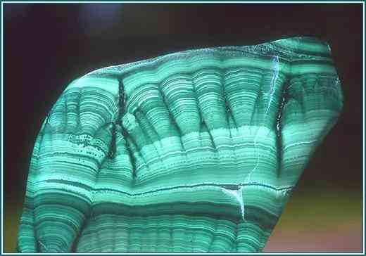 彩螢石的功效與作用(彩螢石的功效與作用圖片)插圖175