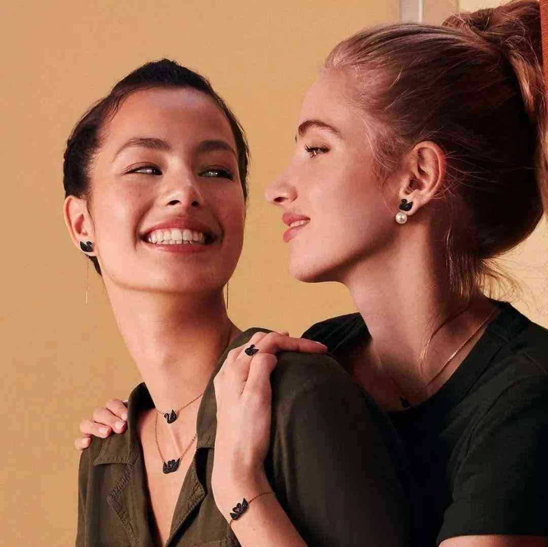 施華洛世奇項鏈價格查詢表(施華洛世奇項鏈681251價格)插圖1