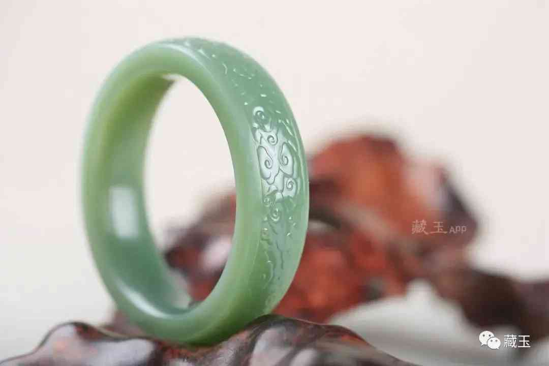 和田玉手鐲鑒定(和田玉手鐲鑒定真假)插圖3
