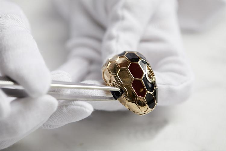 怎么查寶格麗是不是正品(怎么鑒定寶格麗項鏈?zhǔn)遣皇钦?插圖4