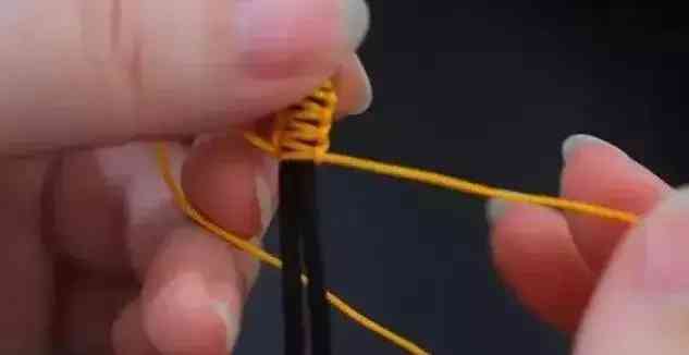 手串線繩怎樣打結(jié)(手串收尾打死扣圖解)插圖13