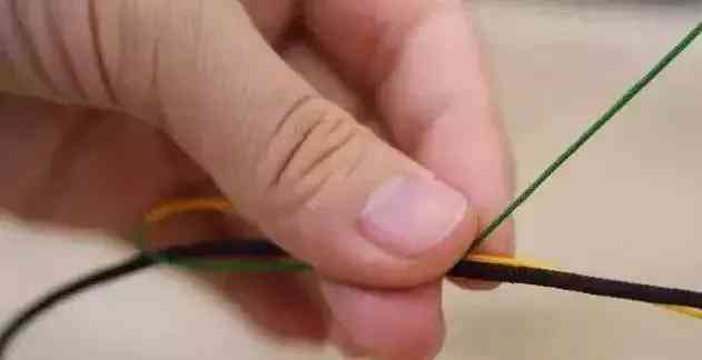 手串線繩怎樣打結(jié)(手串收尾打死扣圖解)插圖28