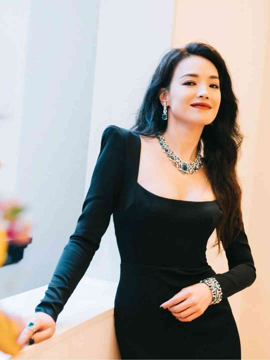 寶格麗戒指什么材質(zhì)(寶格麗戒指貴不貴)插圖11