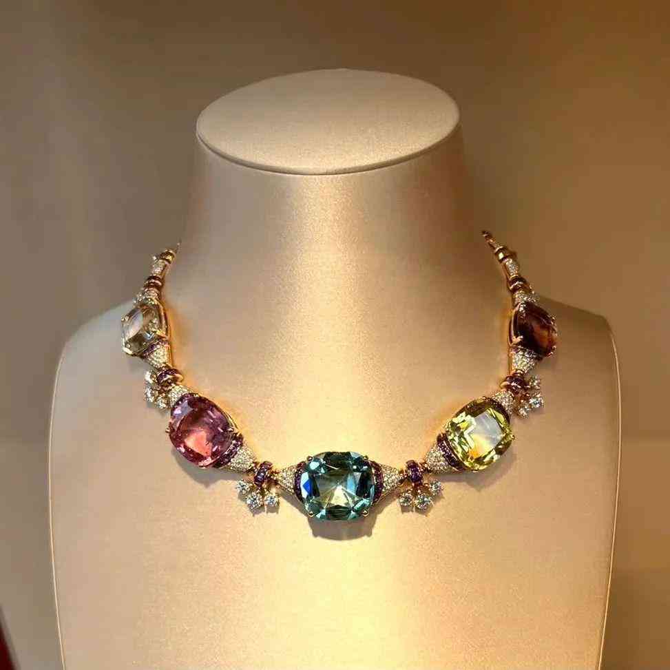 寶格麗戒指什么材質(zhì)(寶格麗戒指貴不貴)插圖45