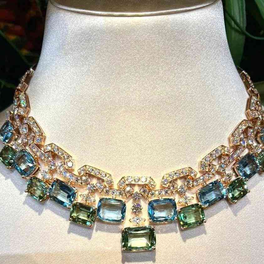 寶格麗戒指什么材質(zhì)(寶格麗戒指貴不貴)插圖46