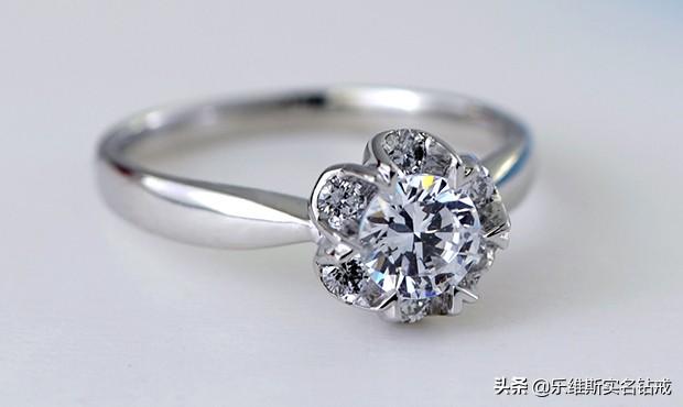30分鉆戒價(jià)格查詢表(30分鉆戒最便宜的多少錢)插圖2