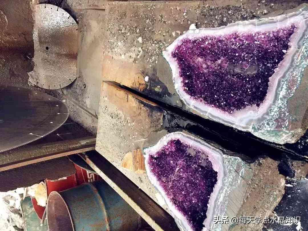 烏拉圭紫水晶的等級(烏拉圭紫水晶價格!為什么那么貴!)插圖4