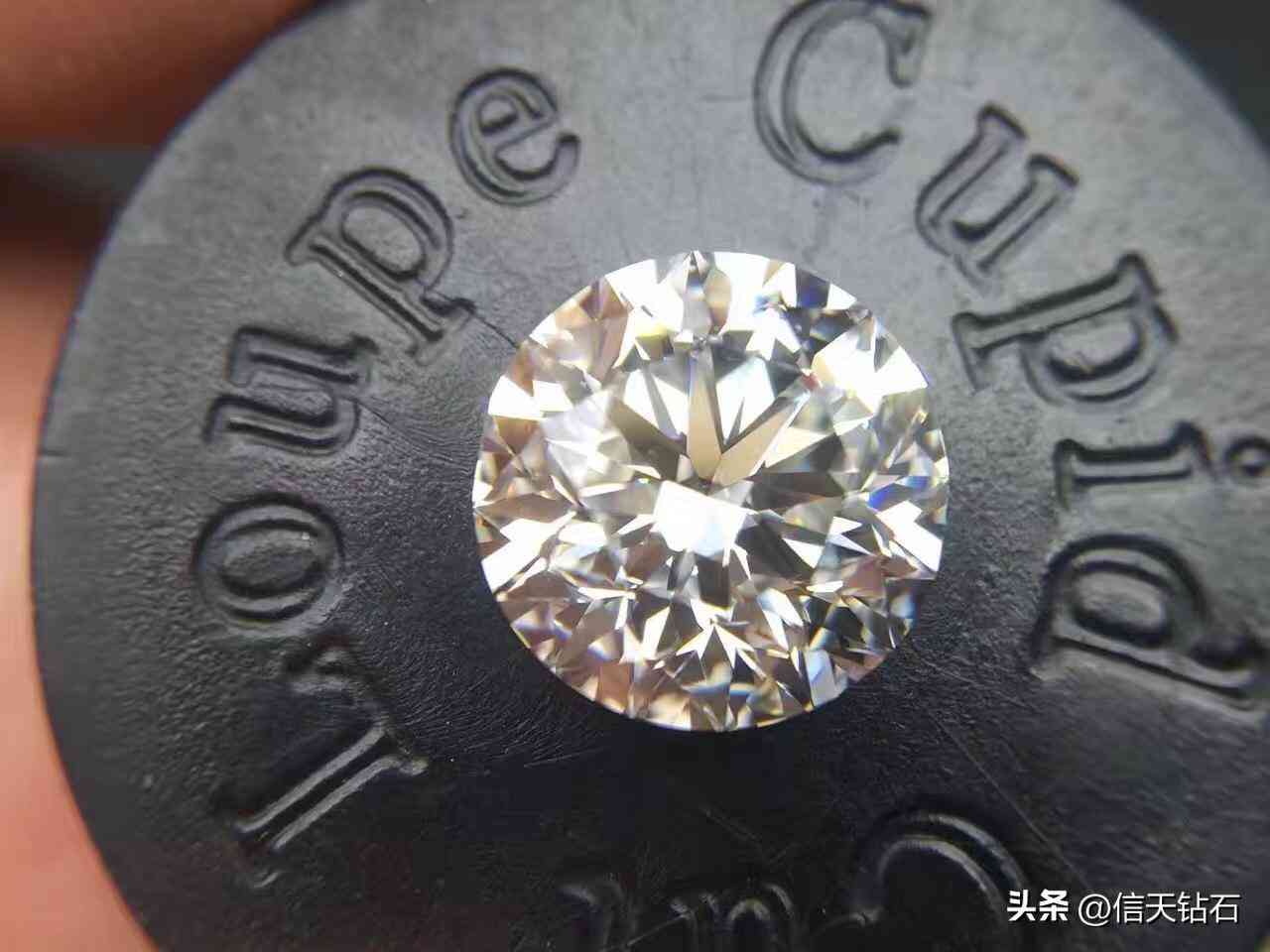 18k鉆戒回收價(jià)格怎么算(18k金鉆戒回收價(jià)格怎么算)插圖2