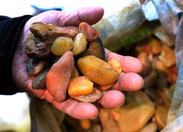 家用小型玉石切割機(jī)(家用玉石切割機(jī)什么樣的好)