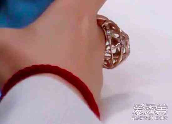 9克拉鉆戒多少錢(qián)一個(gè)(9克拉鉆戒多大圖片)插圖3