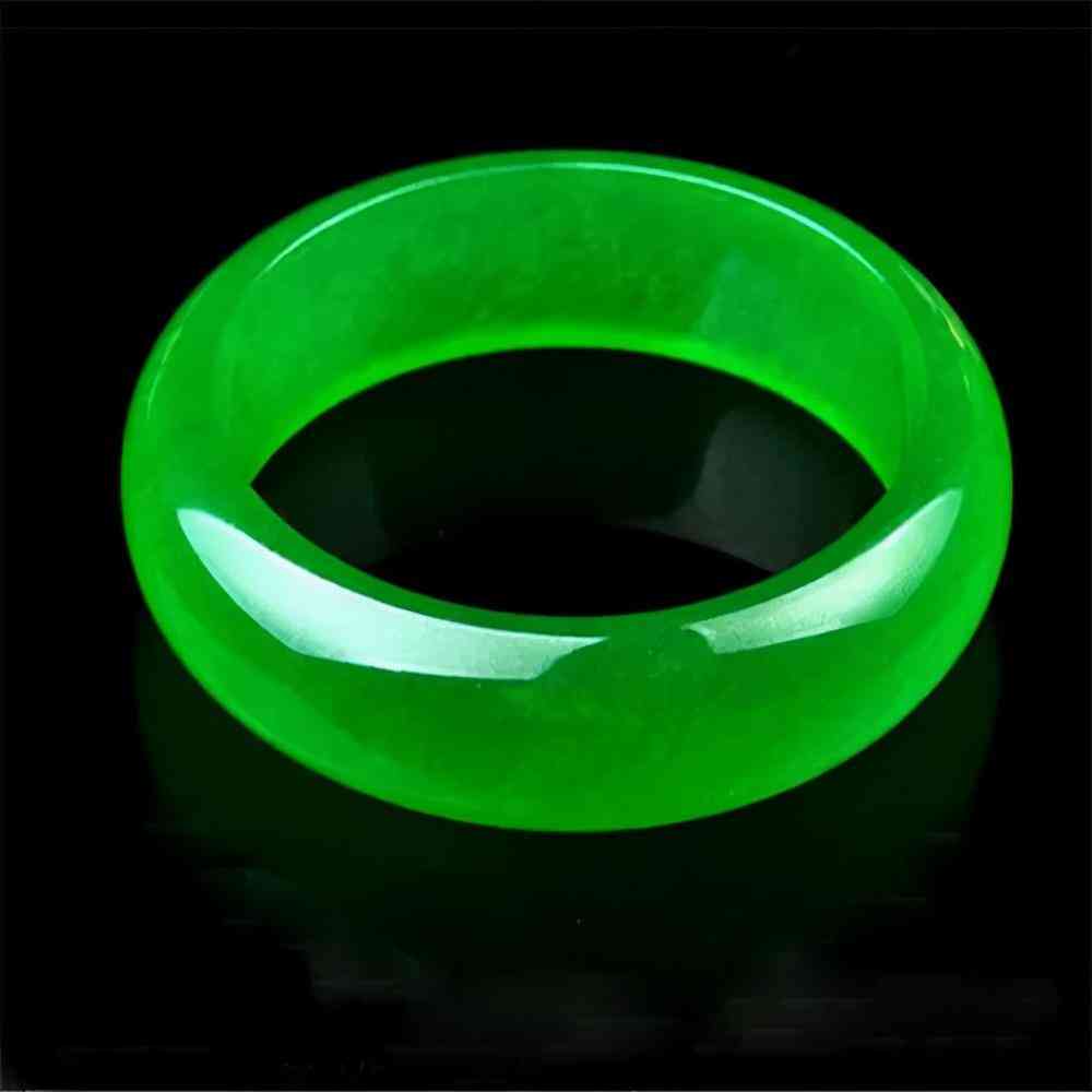 石英巖玉和翡翠哪個好(石英巖玉是翡翠嗎)插圖7