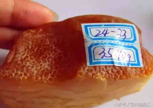 琥珀和蜜蠟的區(qū)別誰值錢(蜜蠟市場價多少錢一克)插圖3