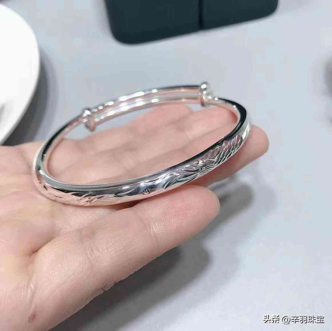 au750是什么金值錢嗎(au750金多少錢一克)插圖5