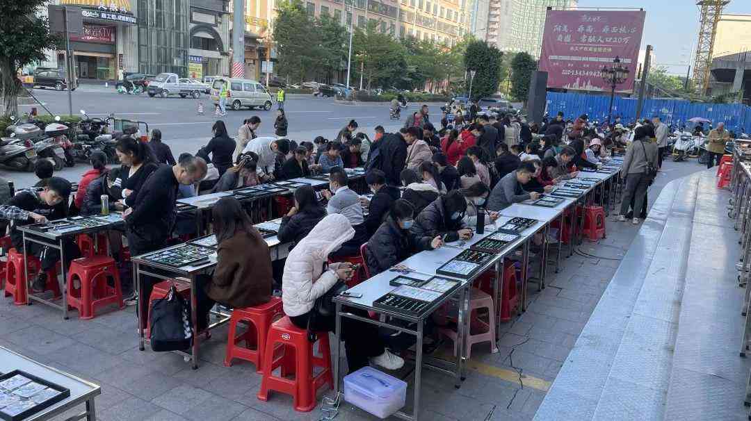 白皮翡翠原石毛料(白皮 翡翠原石)插圖6