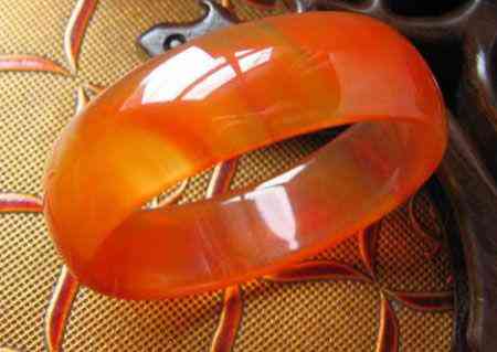 東陵石手鐲價格(東陵石多少錢一克)插圖16