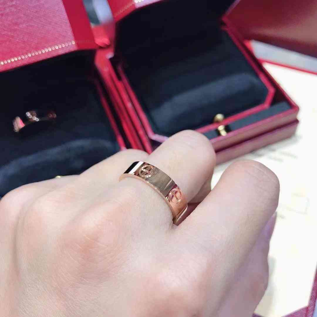 兩千多買了18k金項鏈貴嗎(兩千多買的金項鏈可以賣多少錢)插圖4