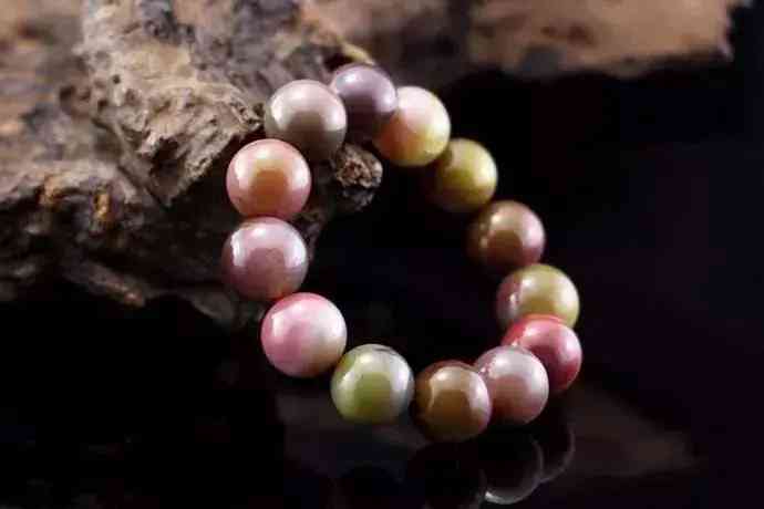 紫水晶和黃水晶哪個(gè)更招財(cái)(黃水晶適合什么屬相的人)插圖5