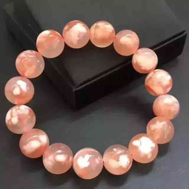 紫水晶和黃水晶哪個(gè)更招財(cái)(黃水晶適合什么屬相的人)插圖7