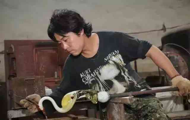 紫水晶和黃水晶哪個(gè)更招財(cái)(黃水晶適合什么屬相的人)插圖19